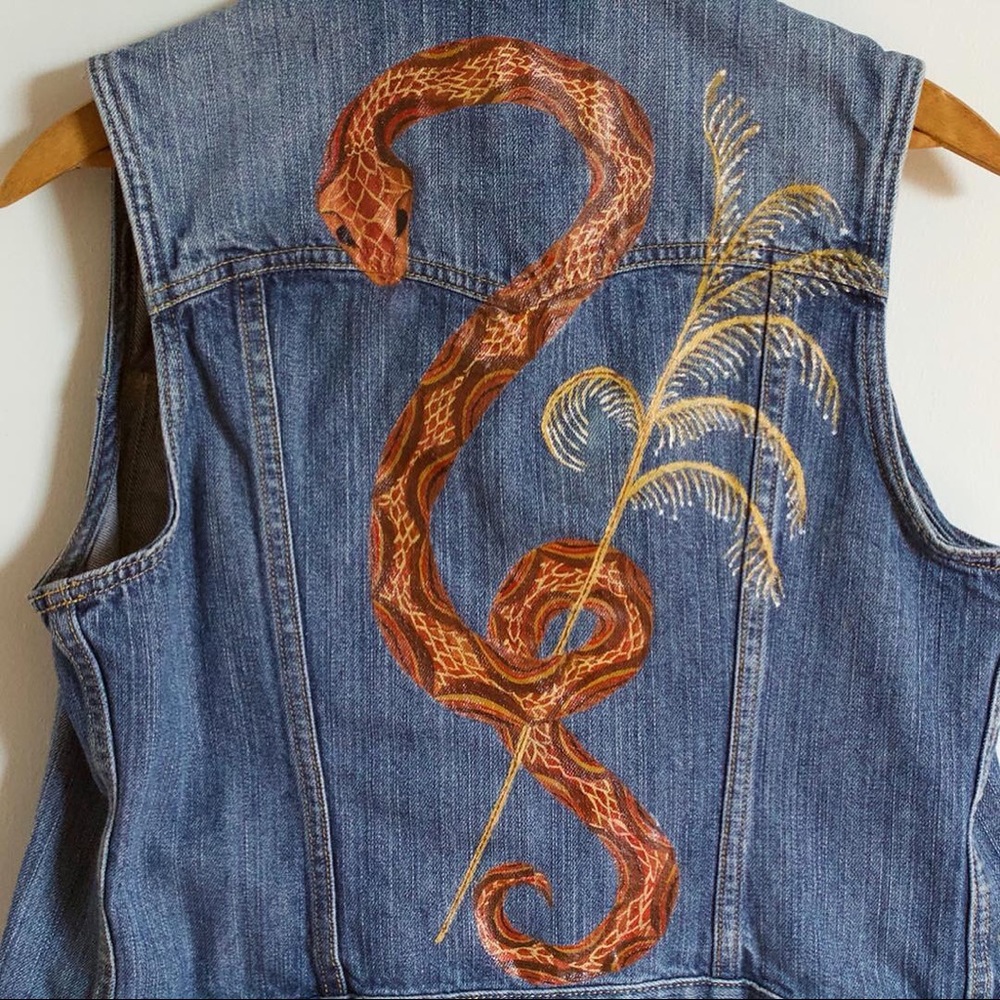 Custom Hand Painted Levi’s Jeans Denim Vest - Picture 3 of 7